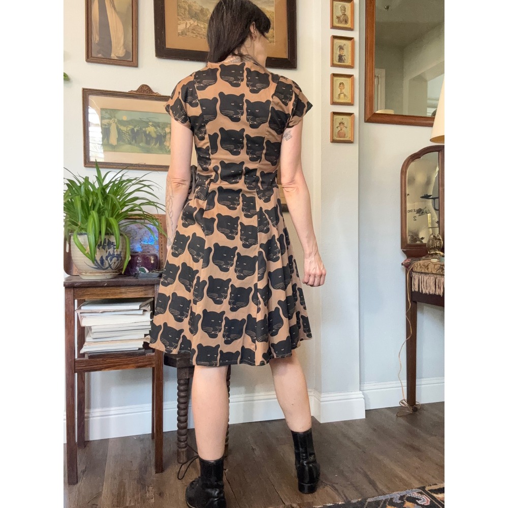 Nooworks OOP Panther Print Button Down Dress Tan Black Short Sleeve Medium - Picture 5 of 12